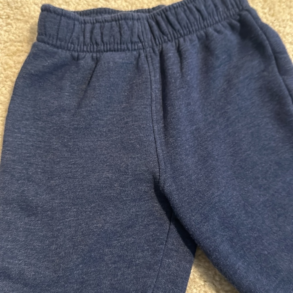Cat & Jack fleece lined sweatpants size 2T - Picture 2 of 7